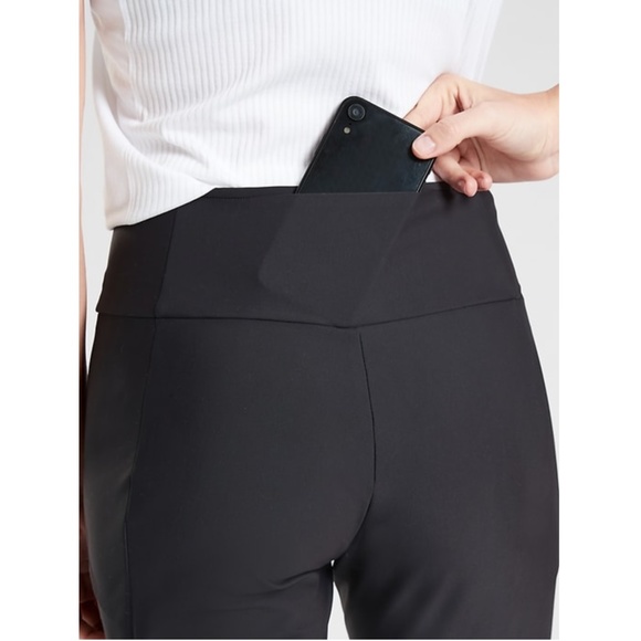 NWT Athleta Stellar City Cargo Tight Black - Picture 4 of 4